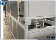 Chaîne de production en plastique automatique de profil machine d'extrusion pour les matières premières de PVC/WPC