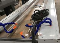 Chaîne de production en plastique à grande vitesse de profil faisant la machine pour des matrices d'extrusion de profil de PVC